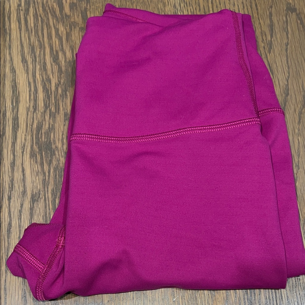 Lululemon Athletica Magenta Leggings (Wunder Under style)